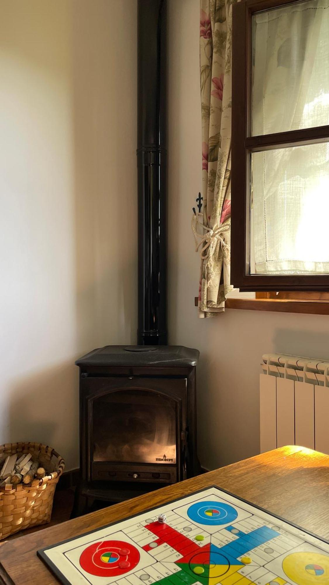 Apartamentos El Picoretu Mestas De Con Zewnętrze zdjęcie