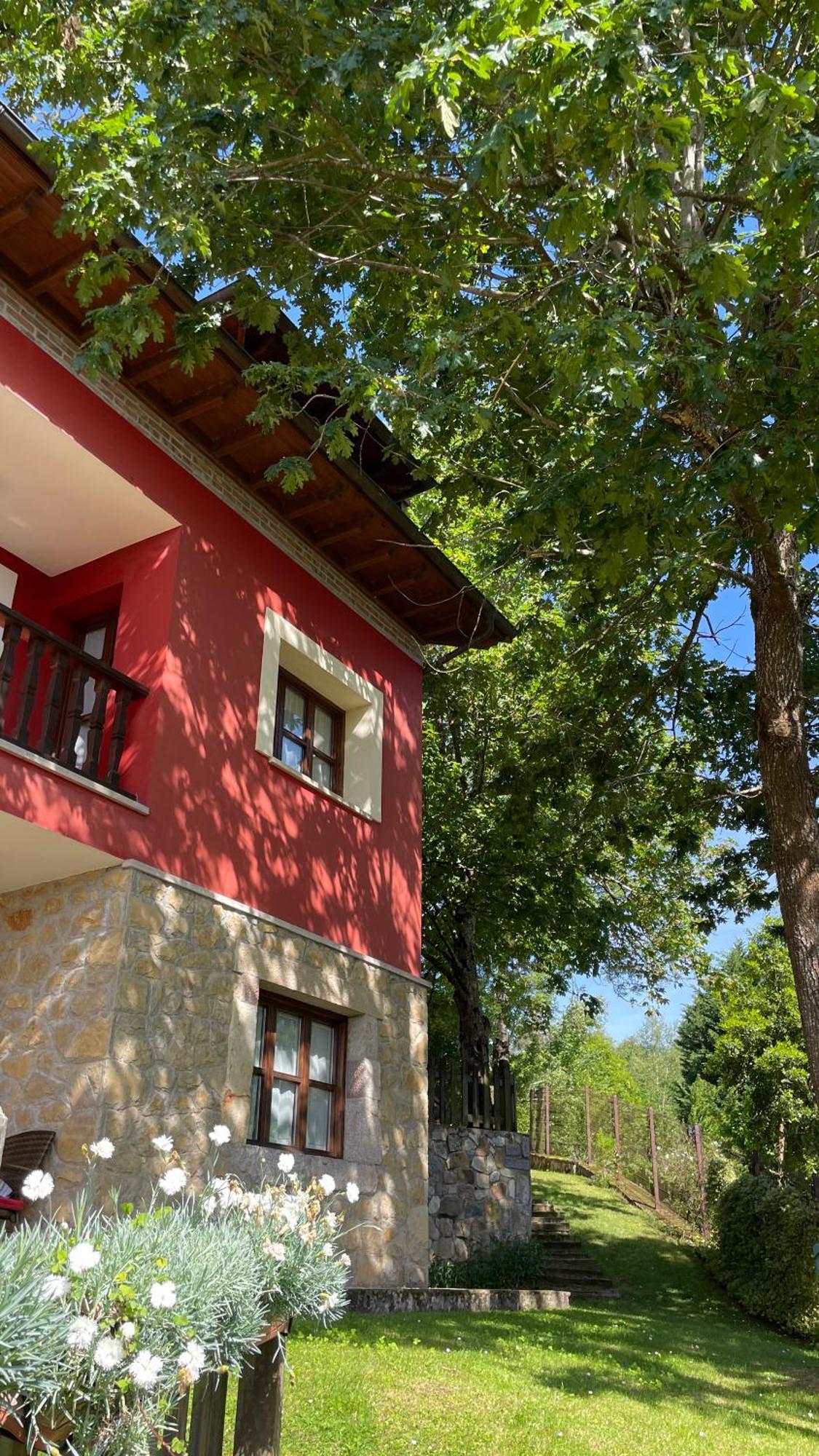 Apartamentos El Picoretu Mestas De Con Zewnętrze zdjęcie