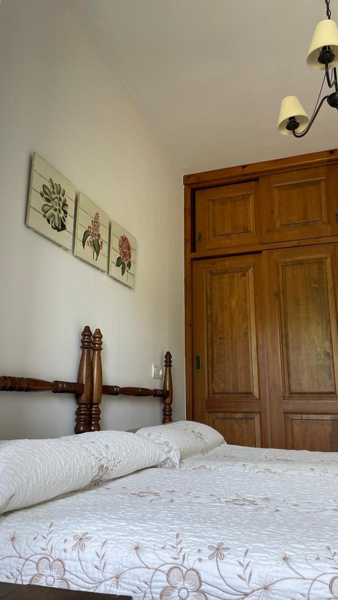 Apartamentos El Picoretu Mestas De Con Zewnętrze zdjęcie