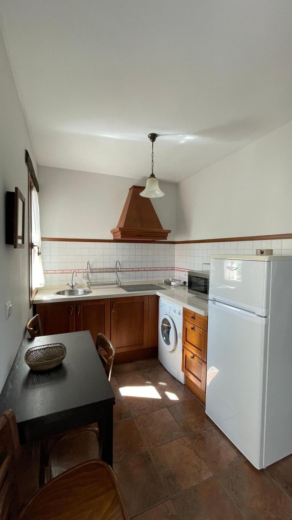 Apartamentos El Picoretu Mestas De Con Zewnętrze zdjęcie