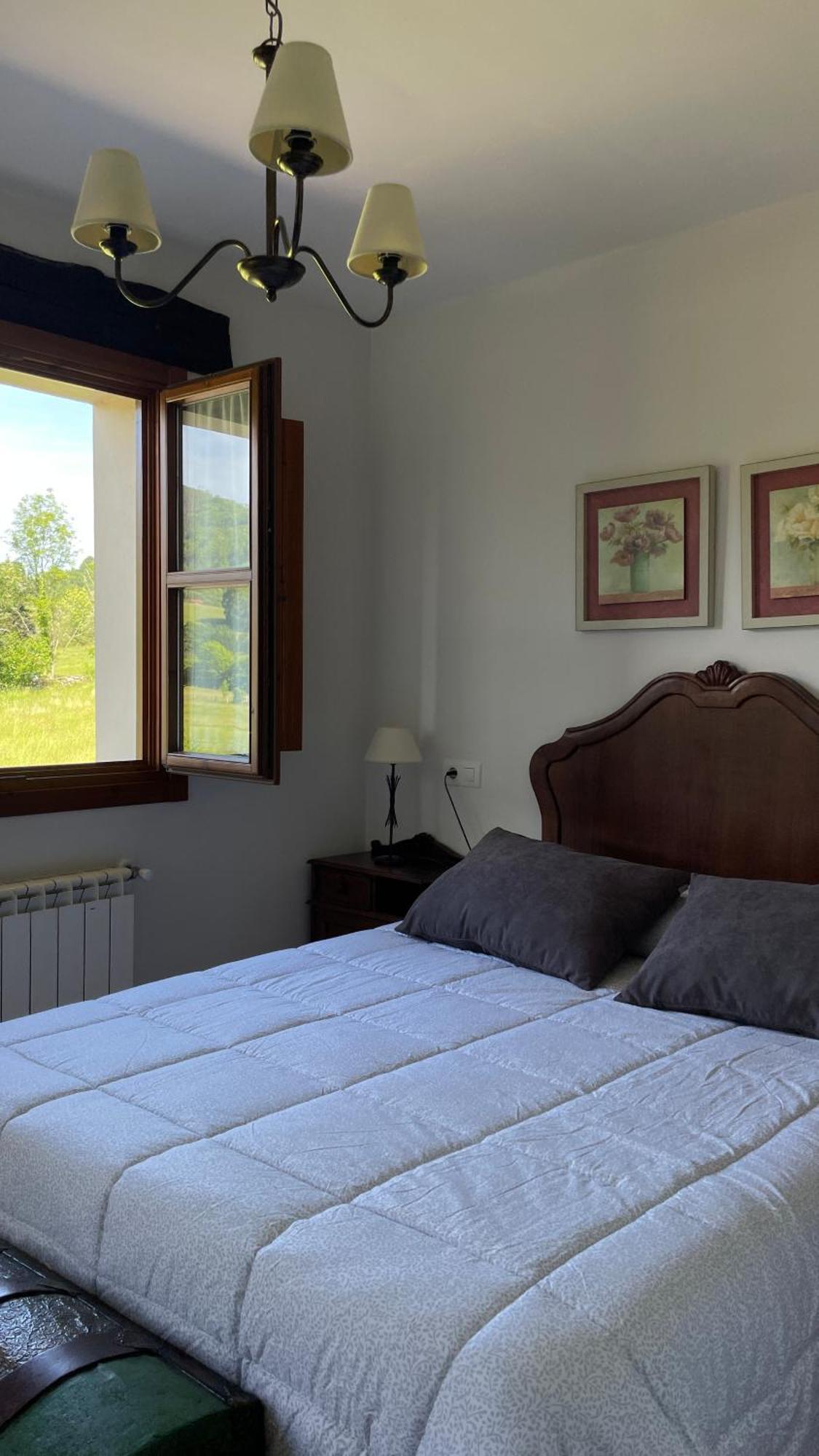 Apartamentos El Picoretu Mestas De Con Zewnętrze zdjęcie