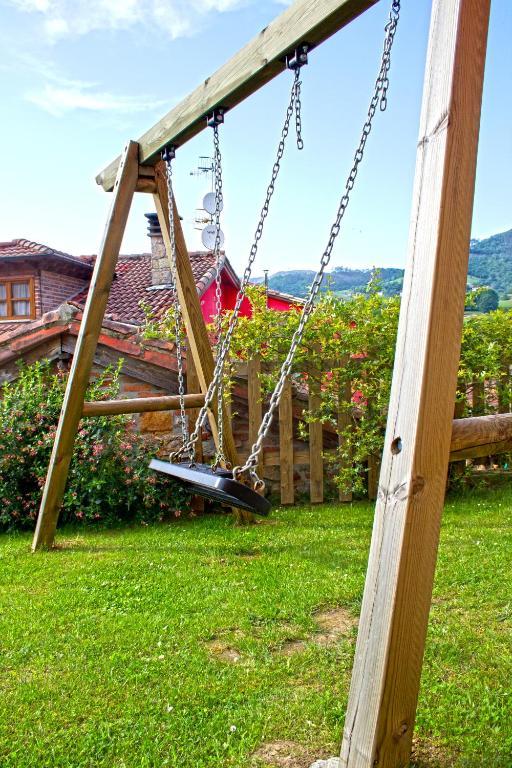 Apartamentos El Picoretu Mestas De Con Pokój zdjęcie