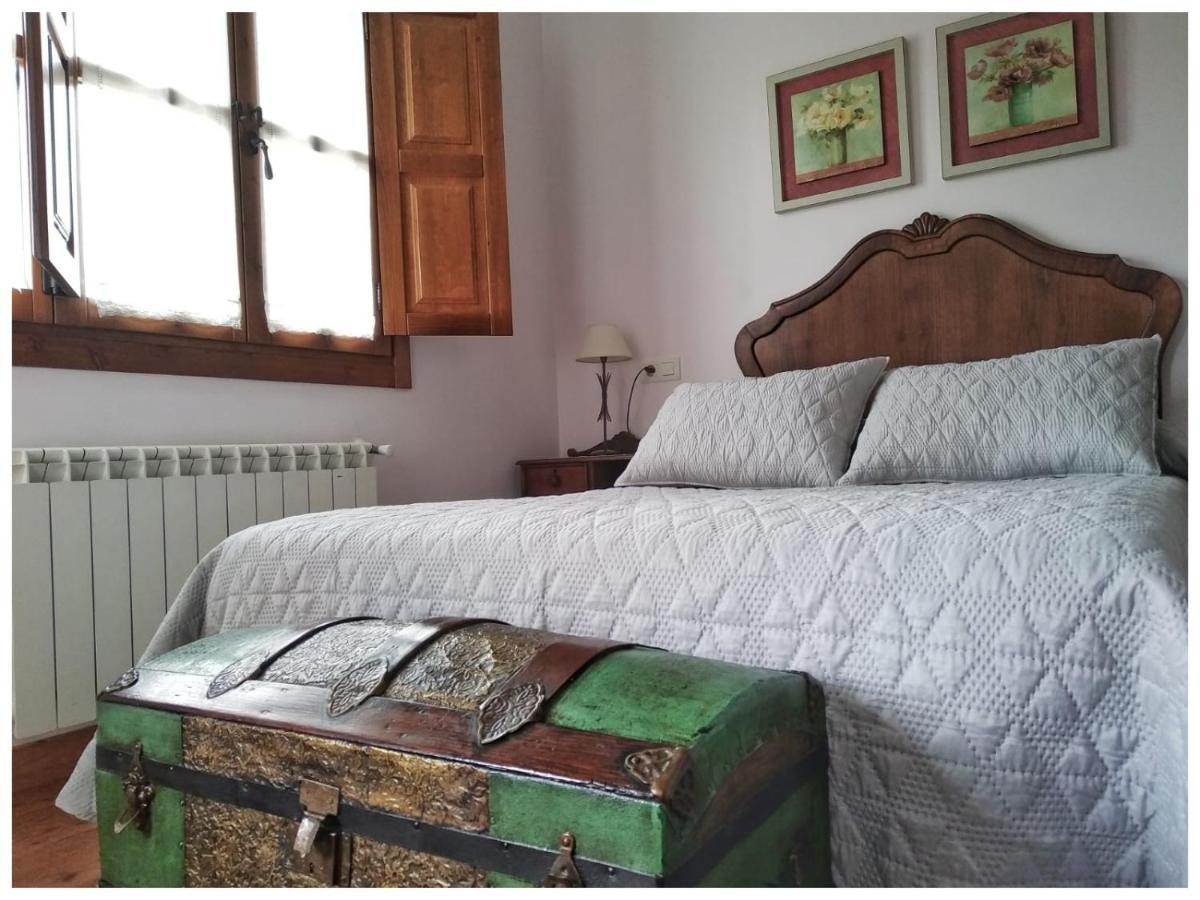 Apartamentos El Picoretu Mestas De Con Zewnętrze zdjęcie